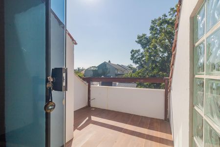 Casa para alugar com 210m², 3 quartos e 3 vagas Casa para alugar com 210m², 3 quartos e 3 vagasVaranda