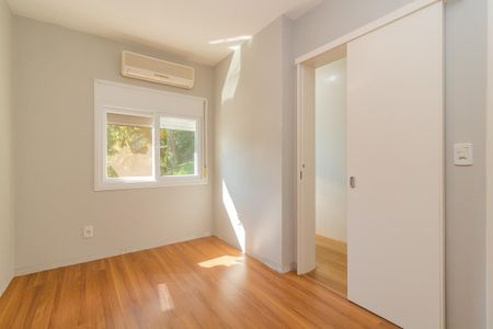 Casa para alugar com 210m², 3 quartos e 3 vagas Casa para alugar com 210m², 3 quartos e 3 vagasQuarto 3