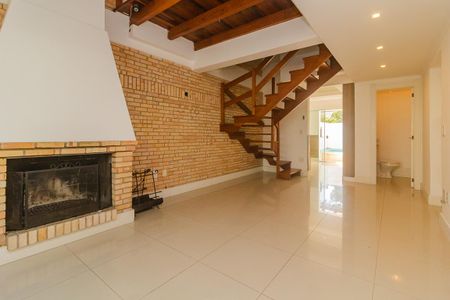 Sala de casa para alugar com 3 quartos, 210m² em Tristeza, Porto Alegre