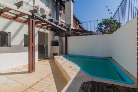 Casa para alugar com 210m², 3 quartos e 3 vagas Casa para alugar com 210m², 3 quartos e 3 vagasQuintal