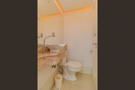 Casa para alugar com 210m², 3 quartos e 3 vagas Casa para alugar com 210m², 3 quartos e 3 vagasLavabo