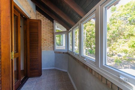 Casa para alugar com 210m², 3 quartos e 3 vagas Casa para alugar com 210m², 3 quartos e 3 vagasQuarto 1 - Varanda