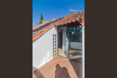 Casa para alugar com 210m², 3 quartos e 3 vagas Casa para alugar com 210m², 3 quartos e 3 vagasVaranda