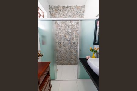 Casa para alugar com 153m², 3 quartos e 2 vagasBanheiro Social