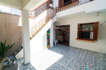 Casa para alugar com 153m², 3 quartos e 2 vagasQuintal