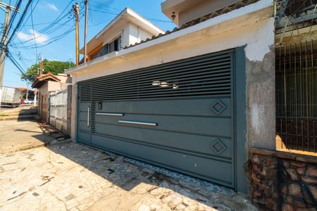 Casa para alugar com 153m², 3 quartos e 2 vagasFachada