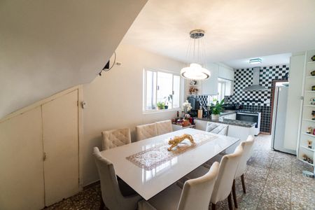 Casa para alugar com 153m², 3 quartos e 2 vagasCozinha