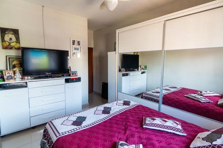 Casa para alugar com 153m², 3 quartos e 2 vagasSuite