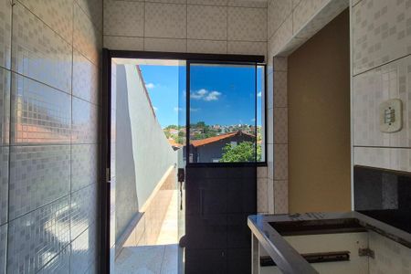 Casa para alugar com 360m², 4 quartos e 3 vagas Casa para alugar com 360m², 4 quartos e 3 vagasCozinha