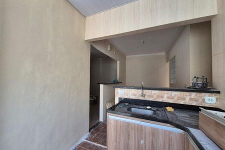 Casa para alugar com 360m², 4 quartos e 3 vagas Casa para alugar com 360m², 4 quartos e 3 vagasCozinha