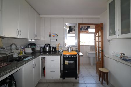 Apartamento para alugar com 74m², 2 quartos e 1 vagaCozinha