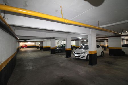 Apartamento para alugar com 74m², 2 quartos e 1 vagaÁrea Comum