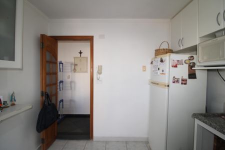Apartamento para alugar com 74m², 2 quartos e 1 vagaCozinha