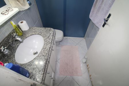 Apartamento para alugar com 74m², 2 quartos e 1 vagaBanheiro