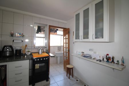 Apartamento para alugar com 74m², 2 quartos e 1 vagaCozinha