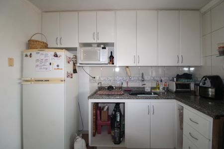 Apartamento para alugar com 74m², 2 quartos e 1 vagaCozinha