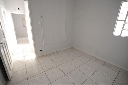 Casa para alugar com 100m², 4 quartos e 1 vaga