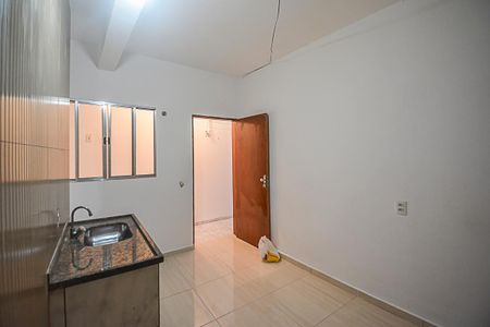 Casa para alugar com 40m², 2 quartos e sem vaga Casa para alugar com 40m², 2 quartos e sem vagaSala/Cozinha