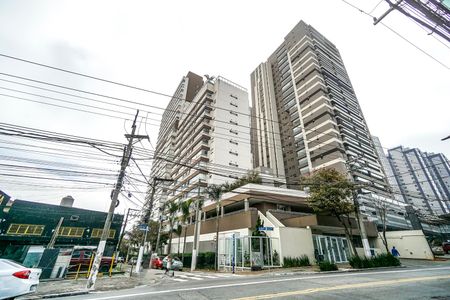 Apartamento à venda com 43m², 1 quarto e 1 vaga Apartamento à venda com 43m², 1 quarto e 1 vagaFachada