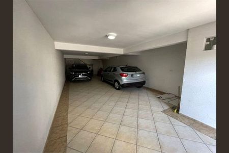 Casa à venda com 300m², 4 quartos e 7 vagasGaragem