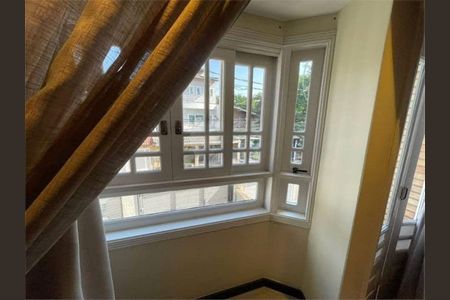 Casa à venda com 300m², 4 quartos e 7 vagasVaranda