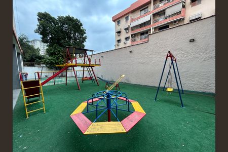 Apartamento à venda com 57m², 1 quarto e sem vagaÁrea comum - Playground