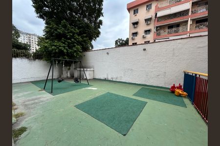 Apartamento à venda com 57m², 1 quarto e sem vagaÁrea comum - Playground