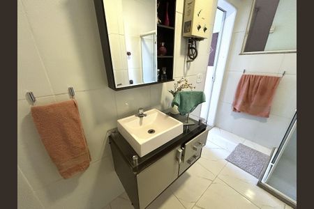 Apartamento à venda com 57m², 1 quarto e sem vagaBanheiro