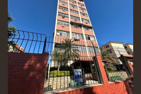 Apartamento à venda com 57m², 1 quarto e sem vagaFachada + plaquinha