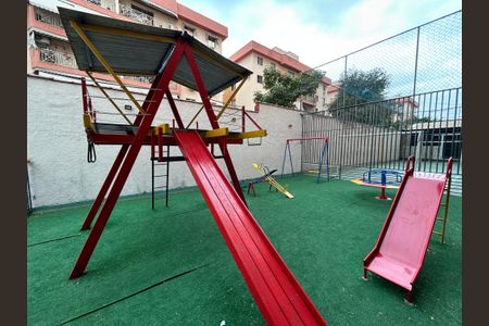 Apartamento à venda com 57m², 1 quarto e sem vagaÁrea comum - Playground