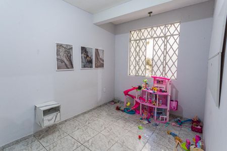 Casa para alugar com 60m², 3 quartos e 1 vaga Casa para alugar com 60m², 3 quartos e 1 vagaQuarto 1