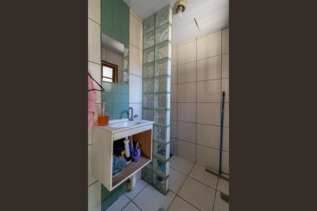 Casa à venda com 139m², 3 quartos e 2 vagas Casa à venda com 139m², 3 quartos e 2 vagasTerraço - Banheiro