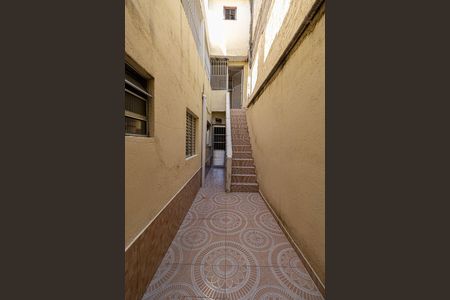 Casa à venda com 139m², 3 quartos e 2 vagas Casa à venda com 139m², 3 quartos e 2 vagasCorredor