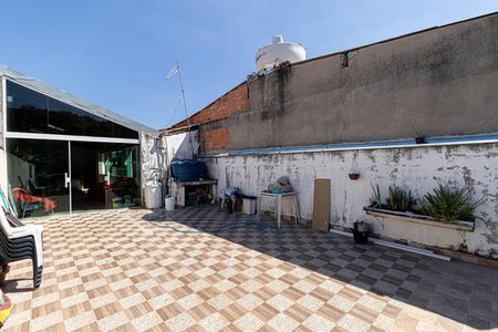 Casa à venda com 139m², 3 quartos e 2 vagas Casa à venda com 139m², 3 quartos e 2 vagasTerraço
