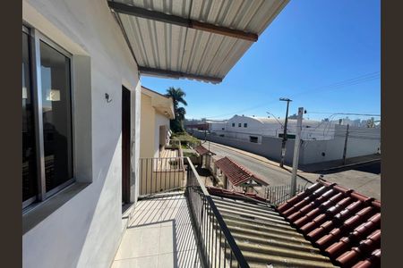 Casa à venda com 234m², 5 quartos e 6 vagas