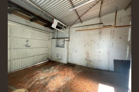 Casa à venda com 234m², 5 quartos e 6 vagas