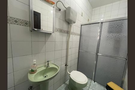 Casa à venda com 234m², 5 quartos e 6 vagas