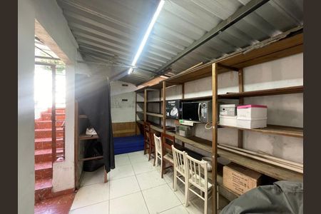 Casa à venda com 234m², 5 quartos e 6 vagas
