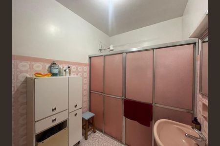 Casa à venda com 234m², 5 quartos e 6 vagas