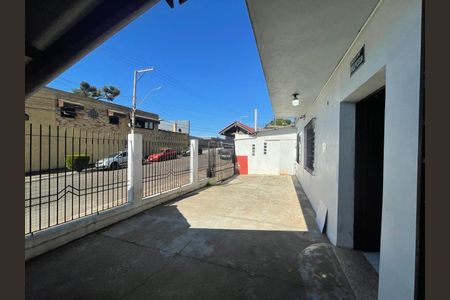 Casa à venda com 234m², 5 quartos e 6 vagas