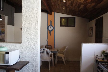 Casa de condomínio à venda com 350m², 2 quartos e 2 vagasCozinha