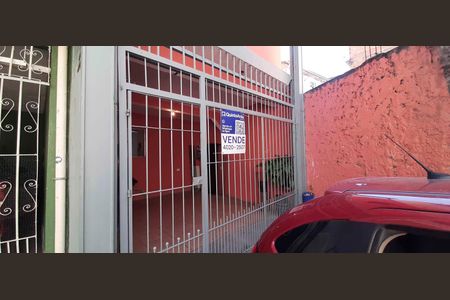 Casa para alugar com 199m², 4 quartos e 1 vaga Casa para alugar com 199m², 4 quartos e 1 vagaFachada da Casa