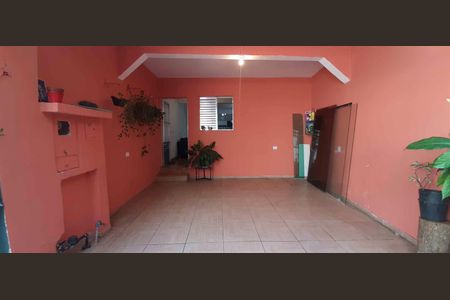 Casa para alugar com 199m², 4 quartos e 1 vaga Casa para alugar com 199m², 4 quartos e 1 vagaGaragem