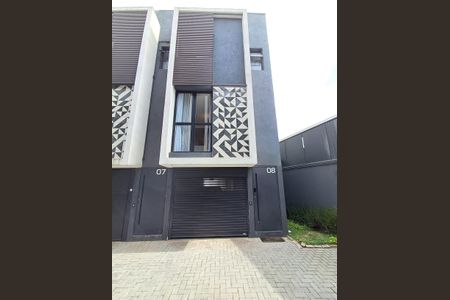 Casa de condomínio à venda com 154m², 2 quartos e 2 vagasFachada