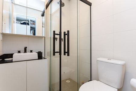 Casa de condomínio à venda com 154m², 2 quartos e 2 vagasBanheiro da Suíte