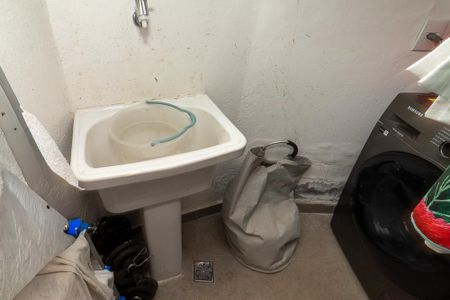 Casa de condomínio à venda com 154m², 2 quartos e 2 vagas Casa de condomínio à venda com 154m², 2 quartos e 2 vagasÁrea de Serviço