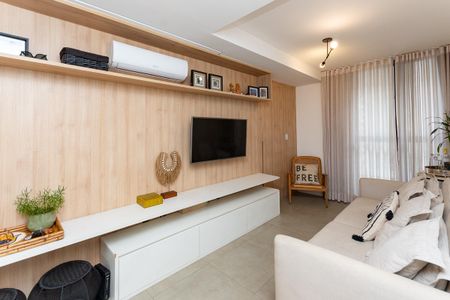 Sala de casa de condomínio para alugar com 2 quartos, 154m² em Vila Ipojuca, São Paulo