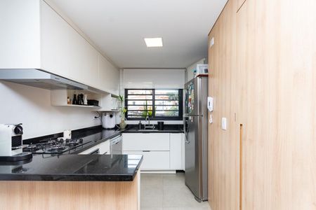 Casa de condomínio à venda com 154m², 2 quartos e 2 vagasCozinha Americana