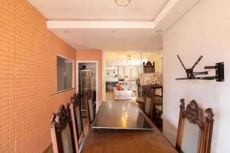 Apartamento para alugar com 330m², 3 quartos e 1 vagaSala de Jantar