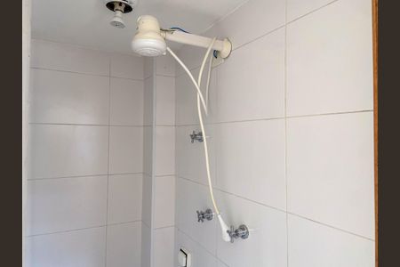 Apartamento à venda com 64m², 2 quartos e 1 vaga Apartamento à venda com 64m², 2 quartos e 1 vagaBanheiro - Área de Serviço